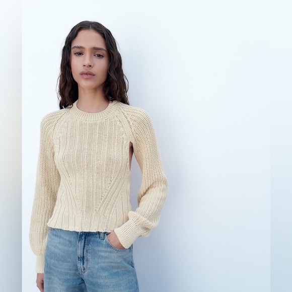 NWT- ZARA KNIT CUT OUT SWEATER - Picture 1 of 4